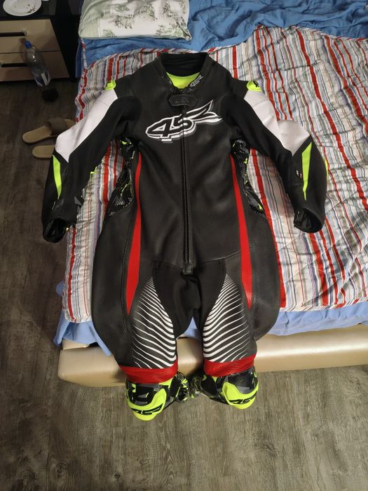 Combinezon moto 1 bucată 4SR Racing nr 54