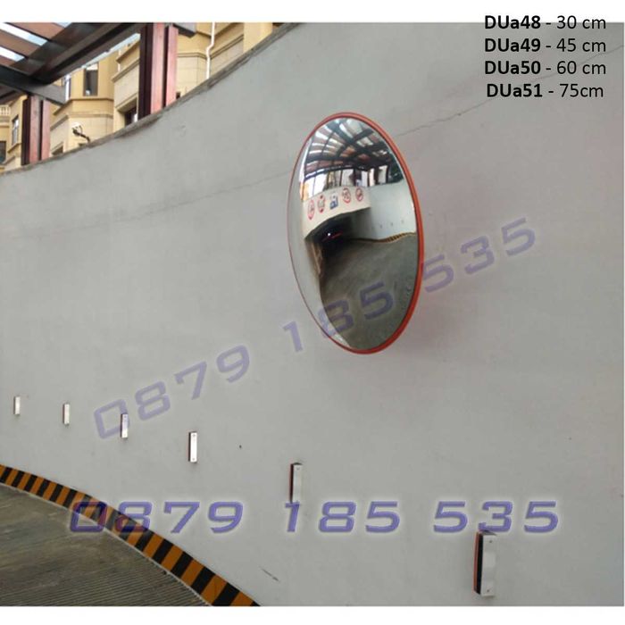 Изпъкнало пътно огледало кръстовище път без видимост обратно виждане