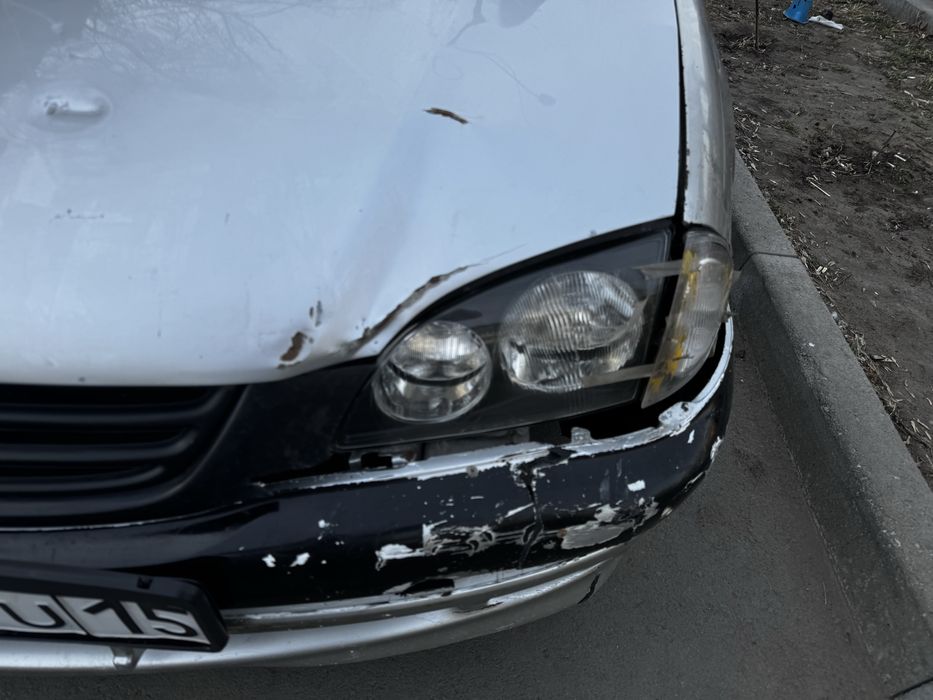 Продам Avensis 1999 г