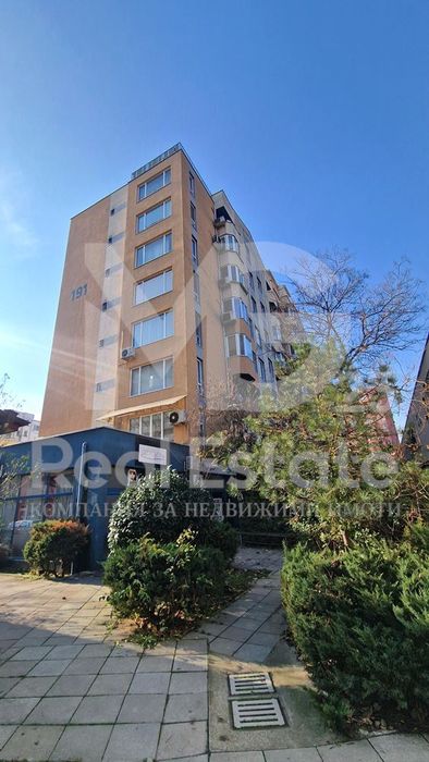 Продава се Двустаен апартамент в Пловдив, Тракия - 60 кв.м за 2000 €/кв.м - Снимка #2