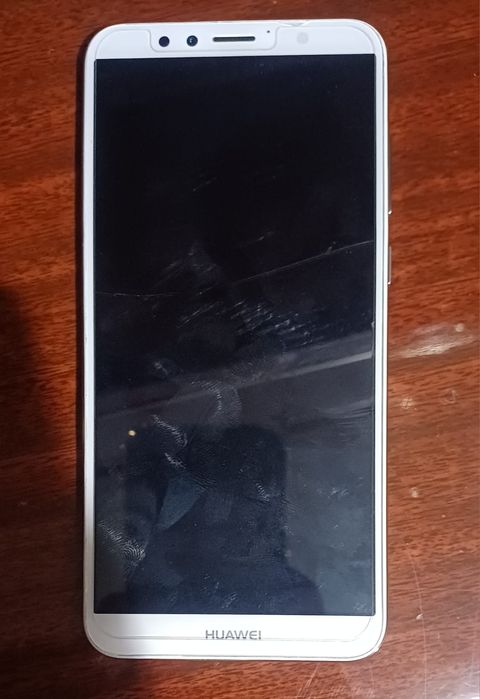 Телефон  Huawei Y6 Prime