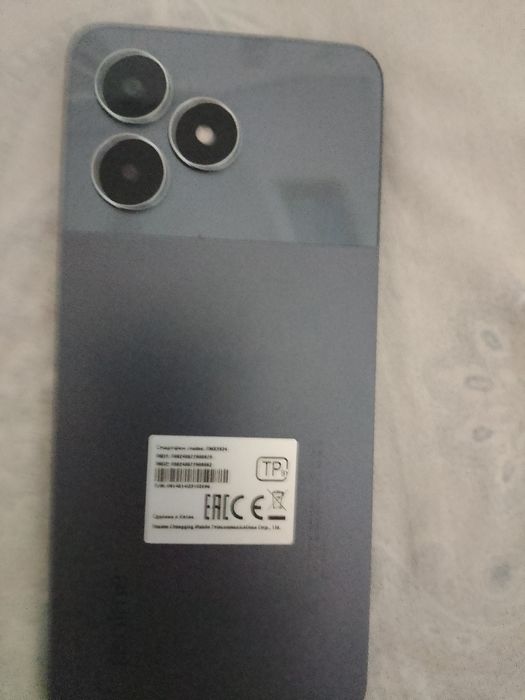 Реалми 50 почти новый