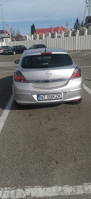 Opel Astra H GTC