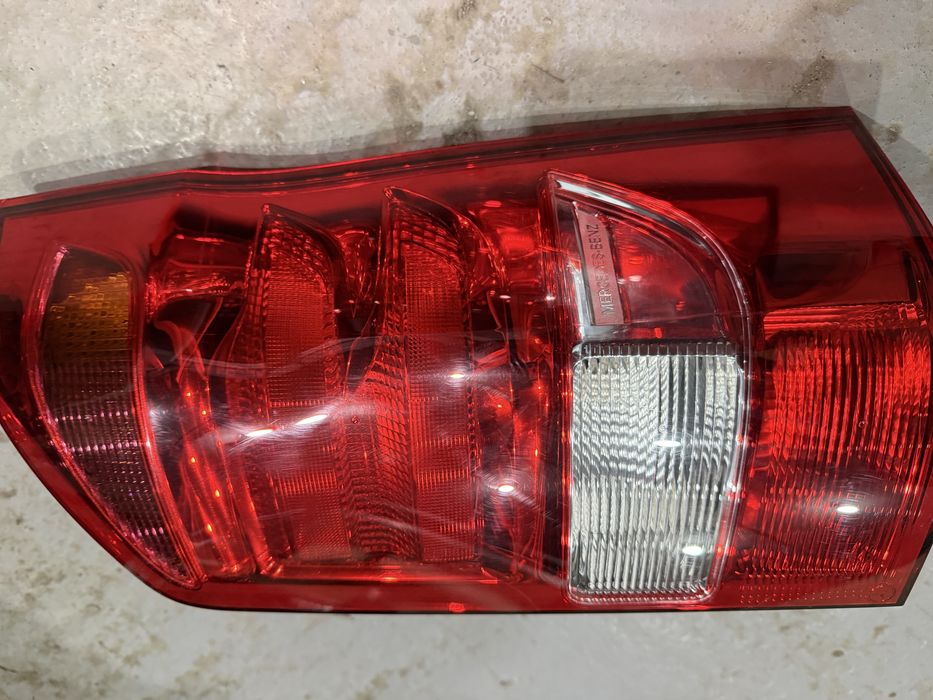 Оригинални стопове за Mercedes-Benz (W447)