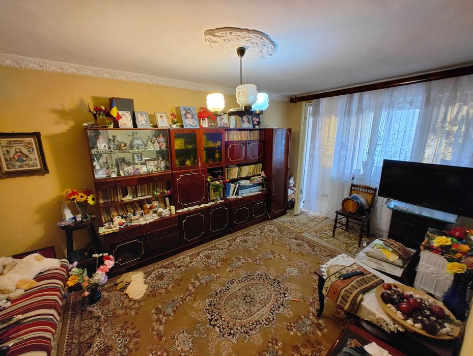 Ap. 2 cam. etaj II -|- 50.51mp -|- zona Nord (langa piață) -|- accept credit ipotecar |