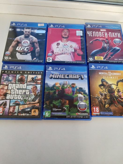 Продам PlayStation 4 со 6 играми
