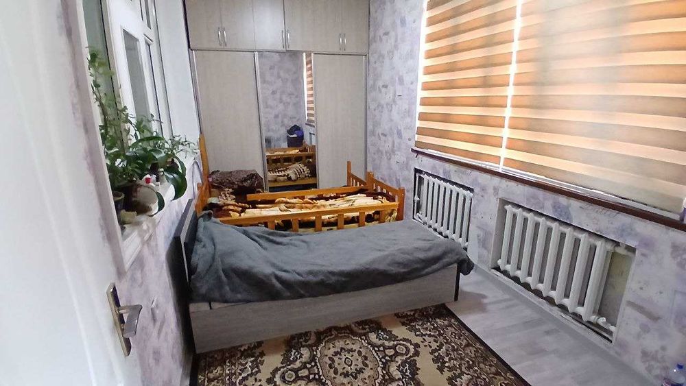 Срочно продаётся квартира на Хувайдо махалла Банковский дом 106 КВ