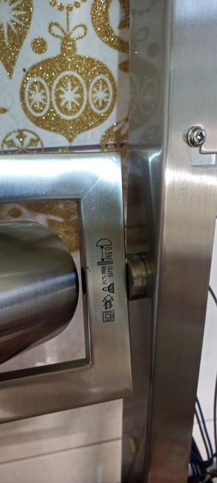 Plafoniera cu 4 spoturi