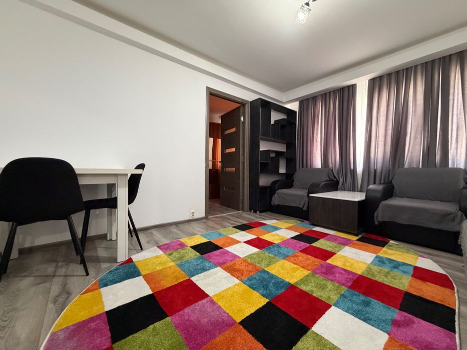 Apartament 2 camere de închiriat – Micro 4, etaj 2 – mobilat și utilat