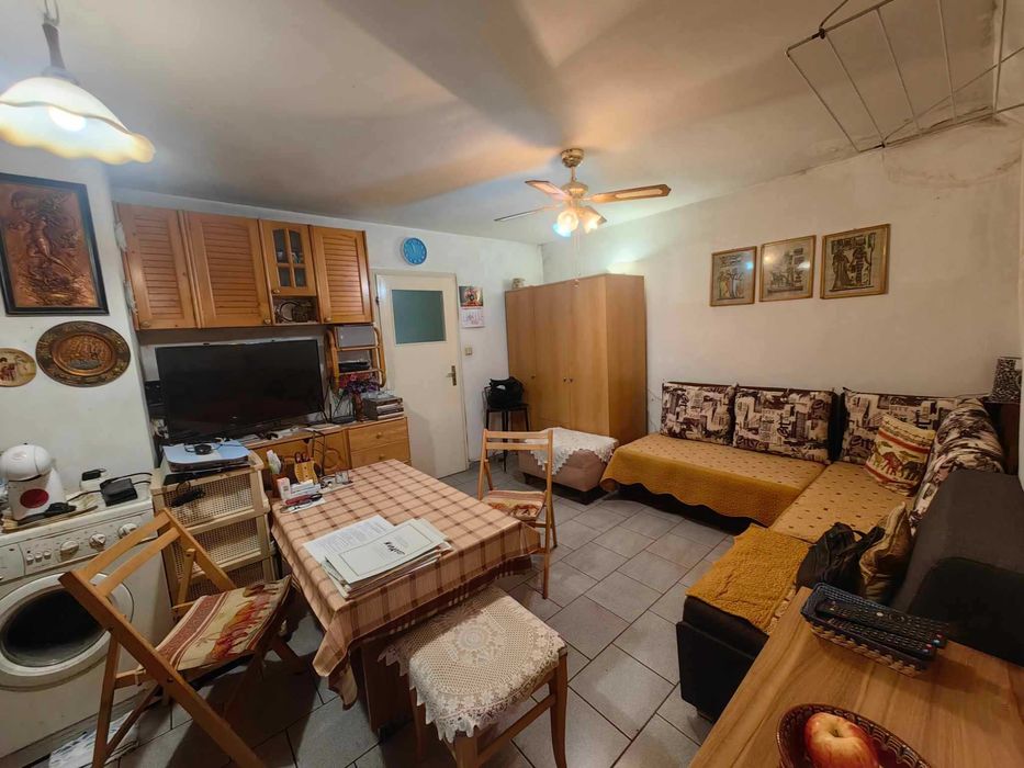 Продава се Двустаен апартамент в Варна, Лятно кино Тракия - 60 кв.м за 1084 €/кв.м - Снимка #1