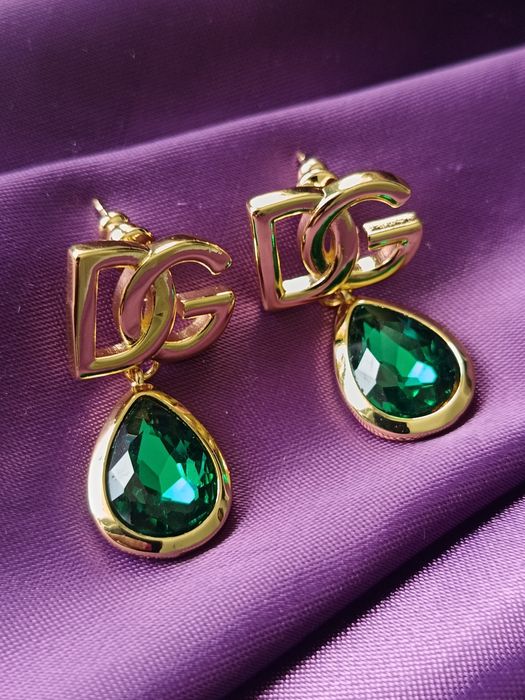 Cercei diferite modele