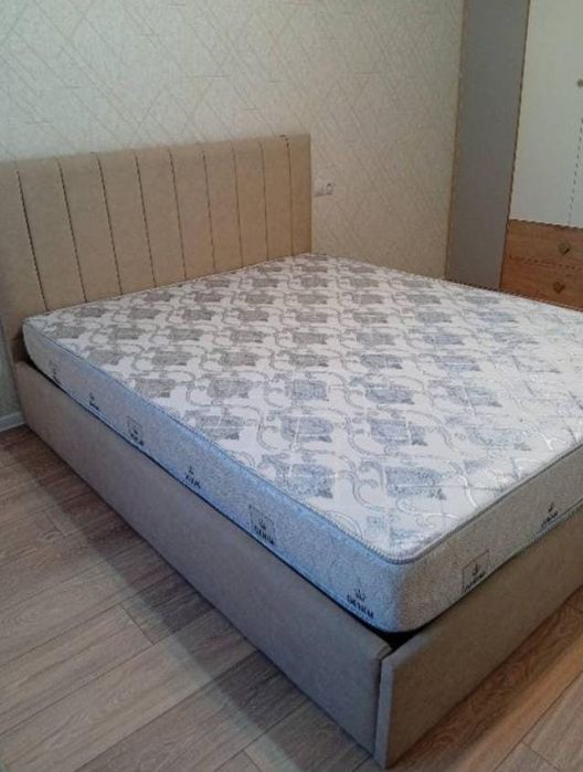 Диван и кровать продам срочно