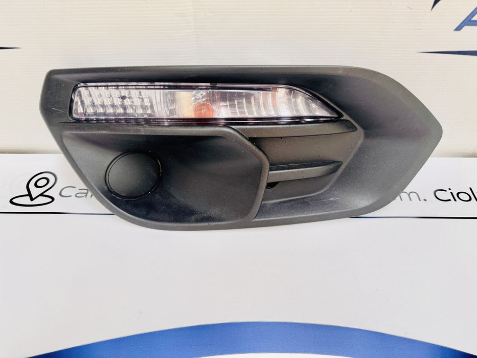 Grila dreapta bara fata + semnal Iveco DAILY  model dupa 2020