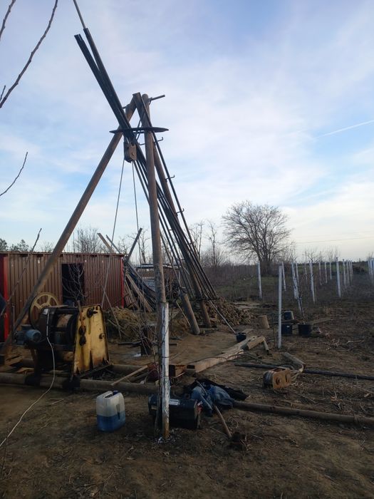 Foraje puturi la mica/mare adancime