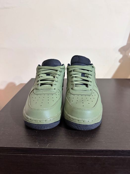 Nike air номер-40 стелка 25 см цвят зелено-каки