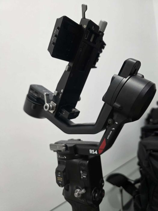 DJI RS 4 Stabilizator Gimbal