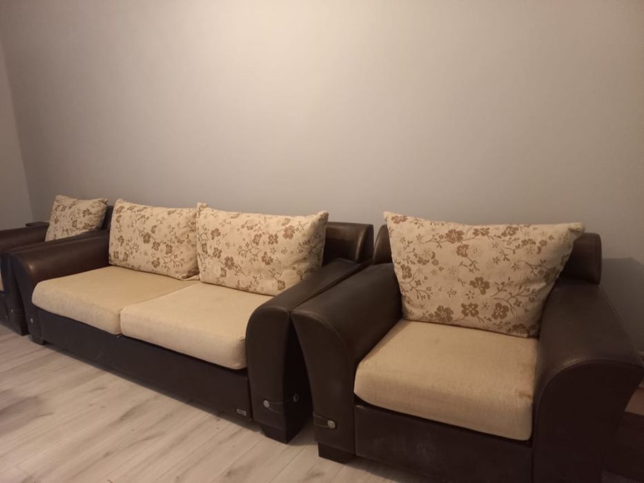 Диван и два кресла