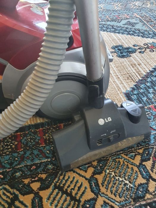 Продаётся пылесос