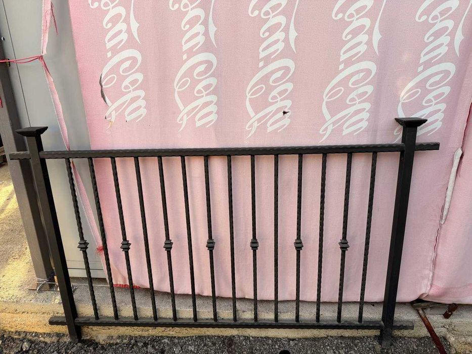 Метални парапети – 3 броя | Грунд + безплатно боядисване