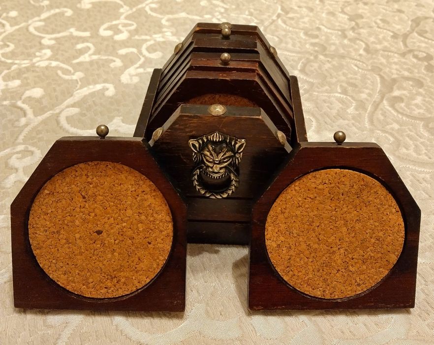 Ретро подложки за чаши