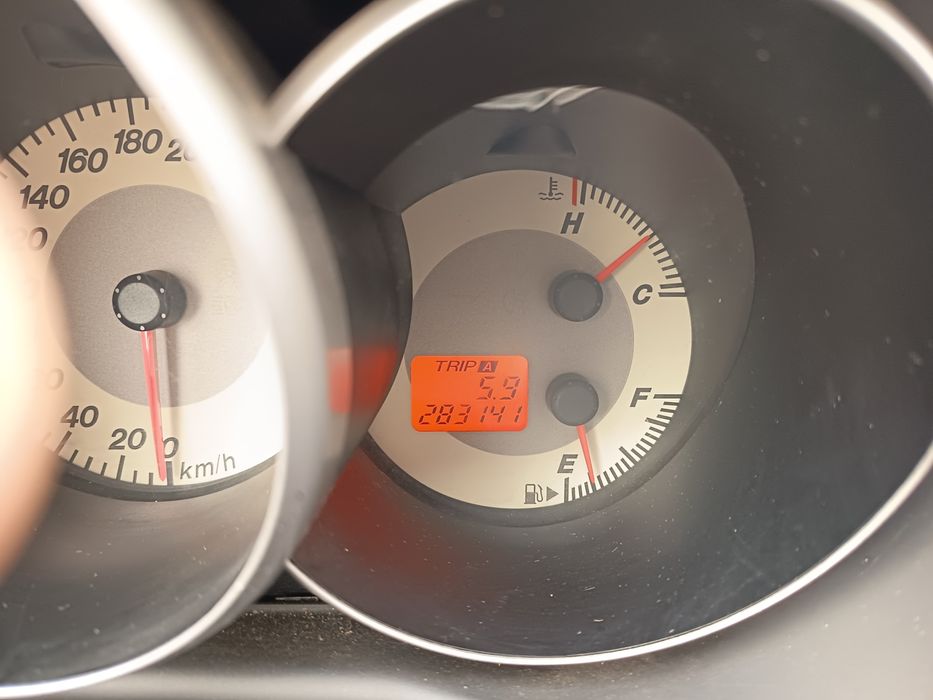 Mazda 1.6  105 cp 2009