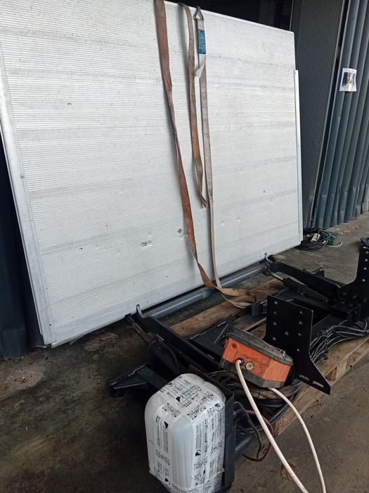 Lift Hidraulic Zepro (12V) Iveco Dayli, Mercedes, Wolkswagen, Ford