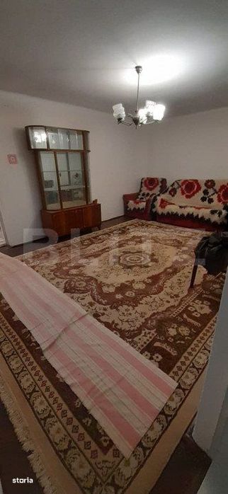 Casa de vanzare, cu 5 camere, 112 mp, Gaesti