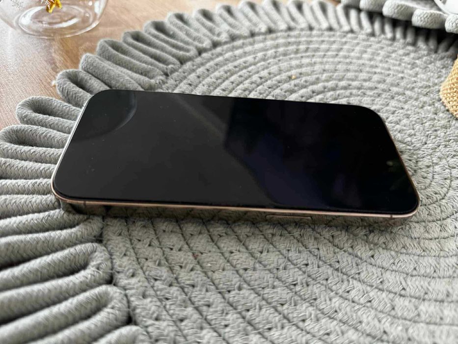 iphone 14 pro запазен