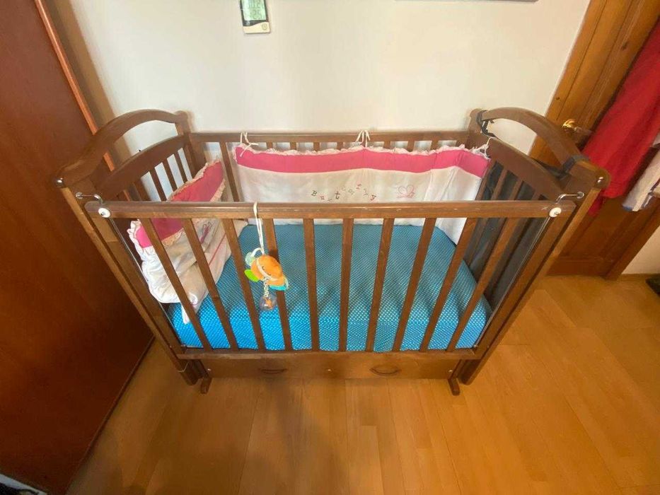 Детская кровать (манеж)