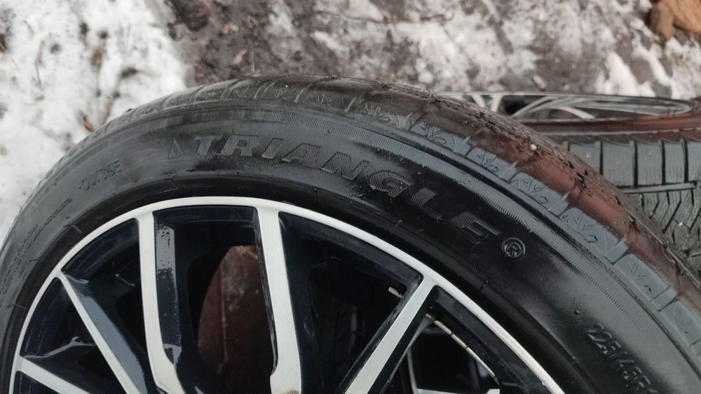 Продаю колеса с дисками