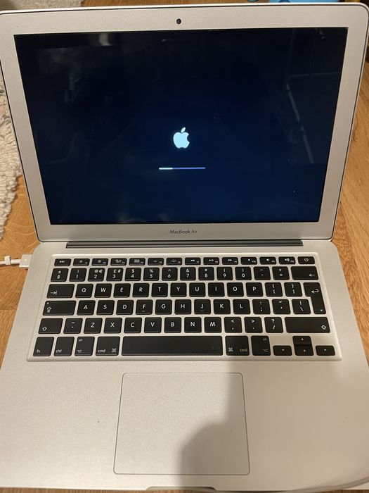 Macbook Air 15 инча