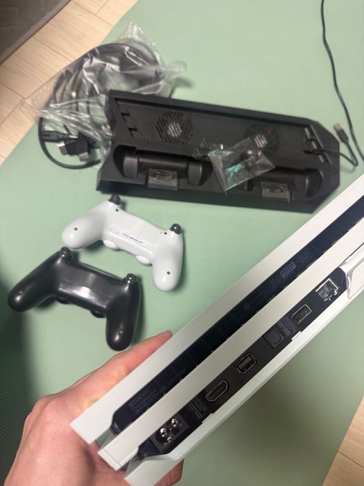 PlayStation 4 pro  digital 1tb