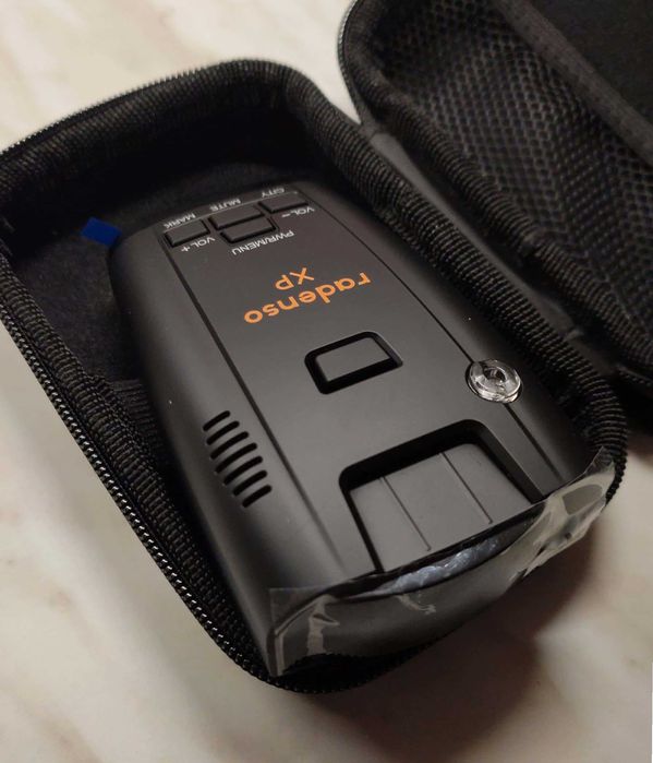 Detector radar Radenso XP in husa GPS ecran oled