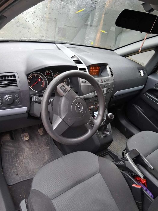 Opel Zafira B 1.9 2008 lipsa talon