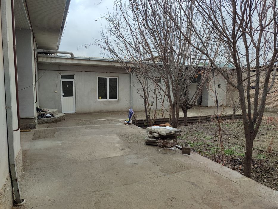 Xovli sotiladi karmanada