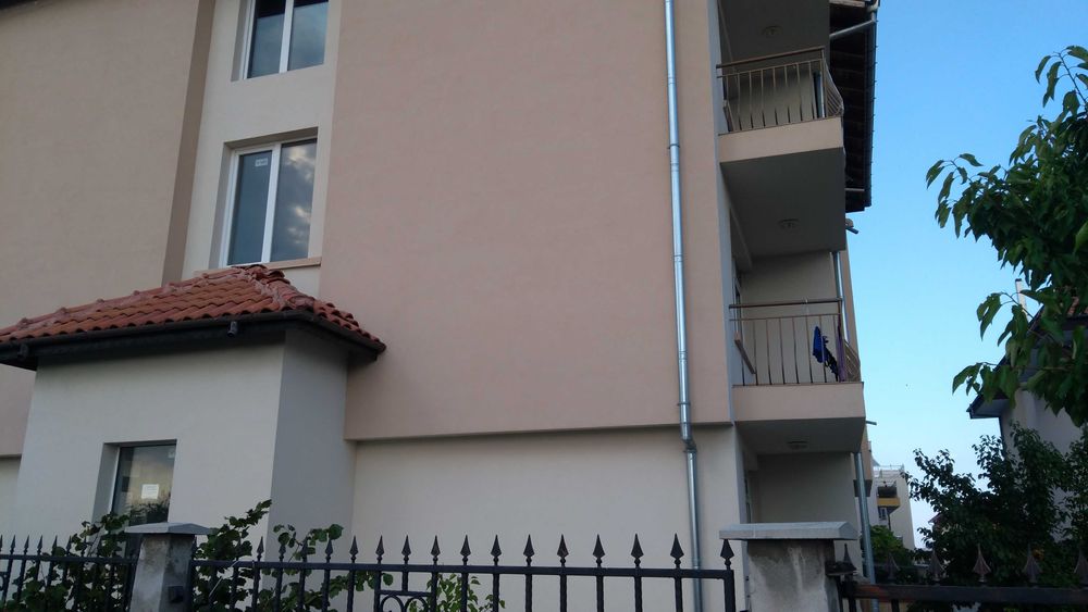 Продава се Хотел в Димитровград - 640 кв.м за 1000 €/кв.м - Снимка #1