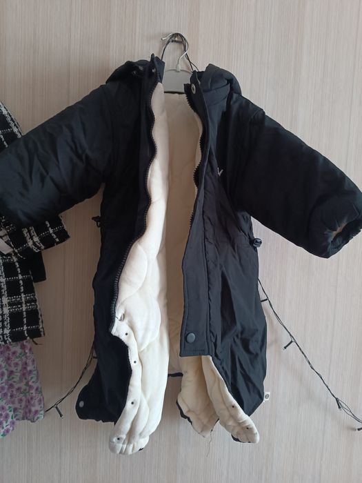 Продам детские комбинезоны