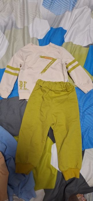 Подам вещи детские