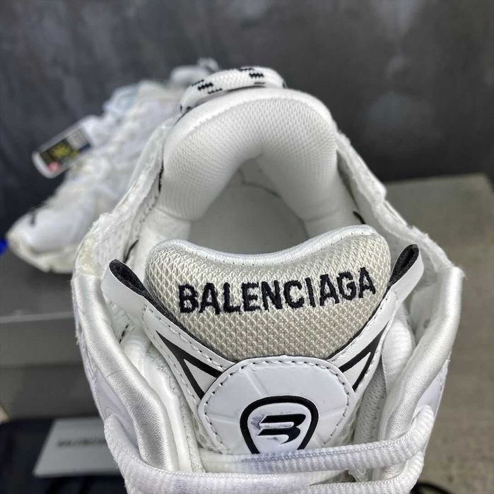 Balenciaga Runner