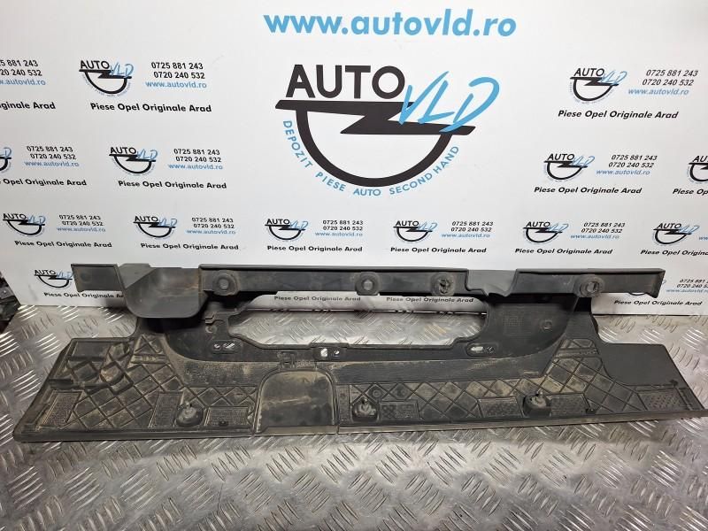 Ornament stop dreapta spate Renault Trafic 2