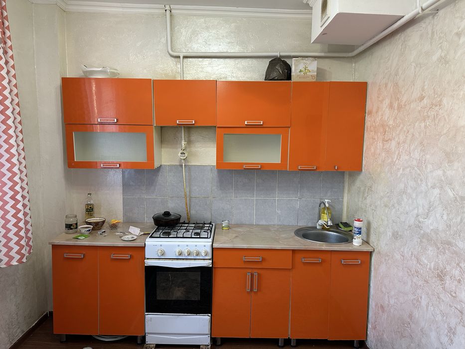 Продаю Кухонный гарнитур