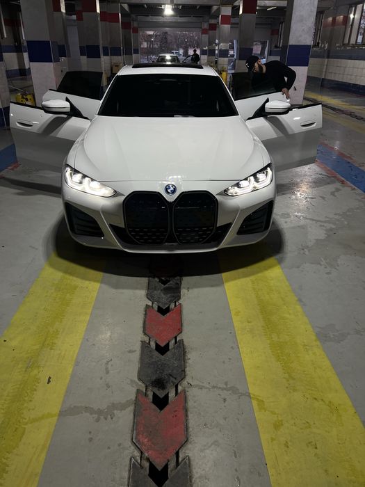 BMW i4 eDrive 40L