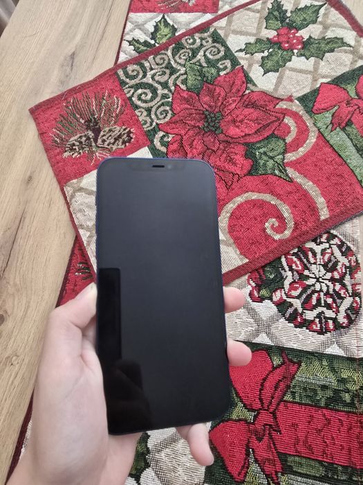 Iphone 12 256гб icloud заключен отлично състояние!