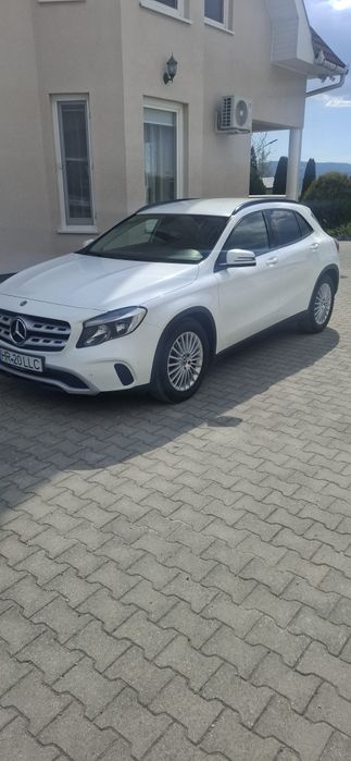 Mercedes-benz GLA 200d