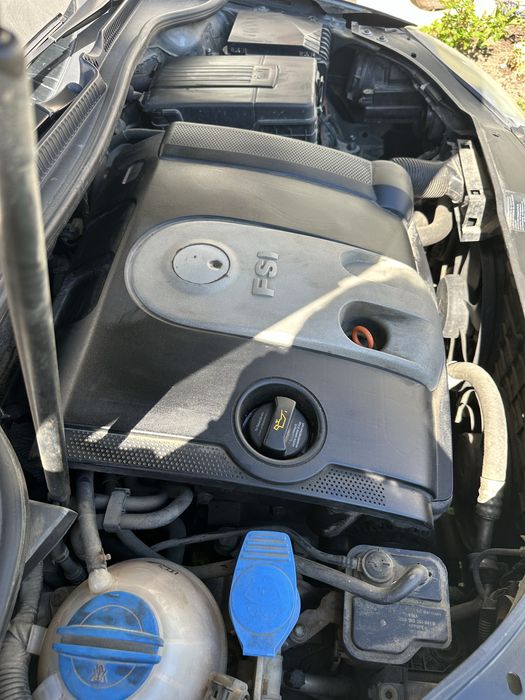 Vând VW Golf 5 1.4 fsi 90CP