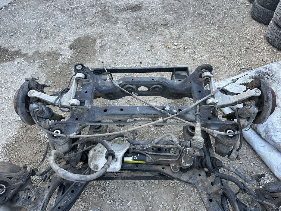 Преден и заден мост за Хюндай Санта Фе 2006-2012г.!