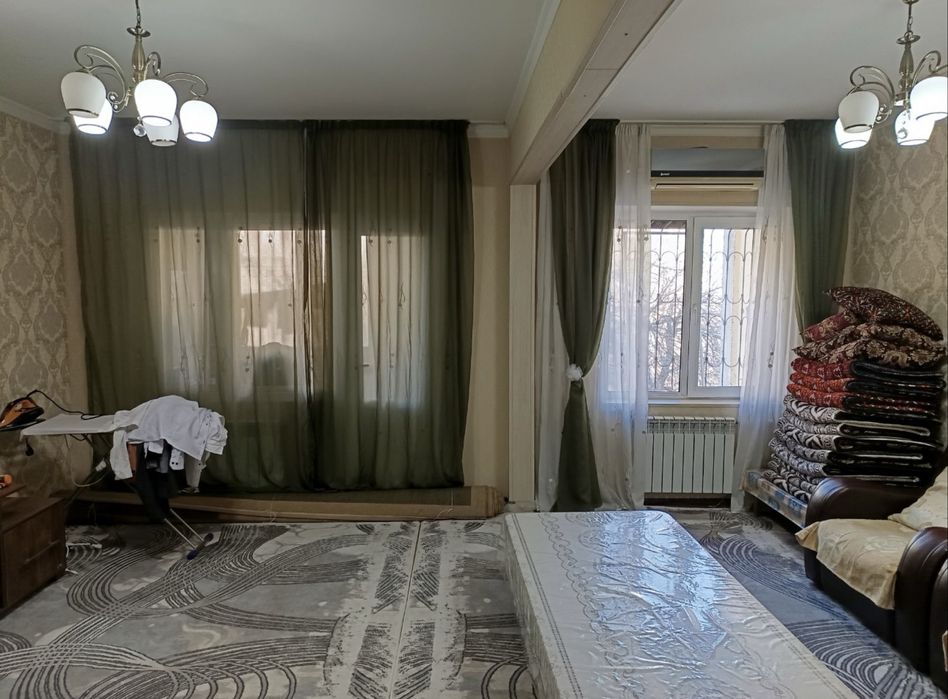 Код 830  Продается 4/4/5 ком квартира куйлюк массив 5