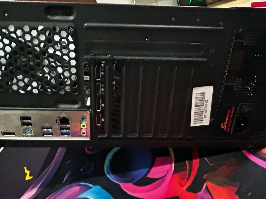 Комплект Геймарки компютар +всичко което се вижда на снимката