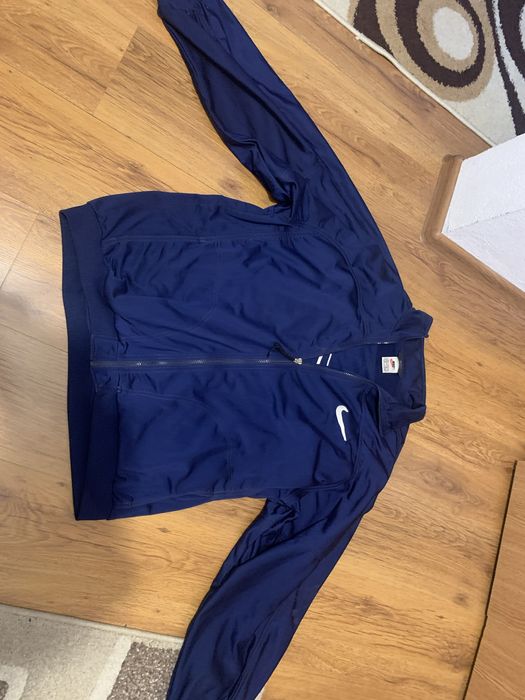 bluza Nike vintage marimea XL
