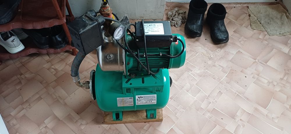 Вакумный насос  продам